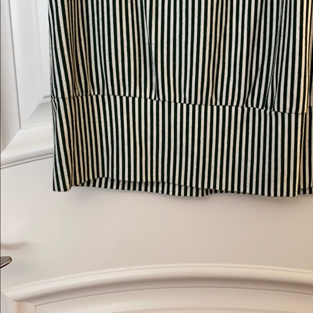 Keyhole back tee - Picture 5 of 6